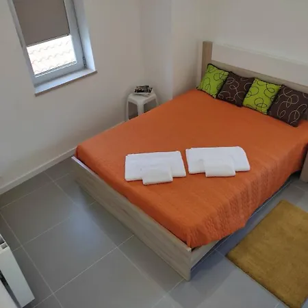 Apartamento Sandowav - Modern Steps From The *